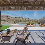 Eden Villa *